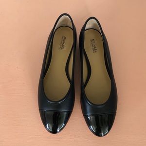 Michael Kors Black Ballet Flat 6 - 6.5 Patent Toe